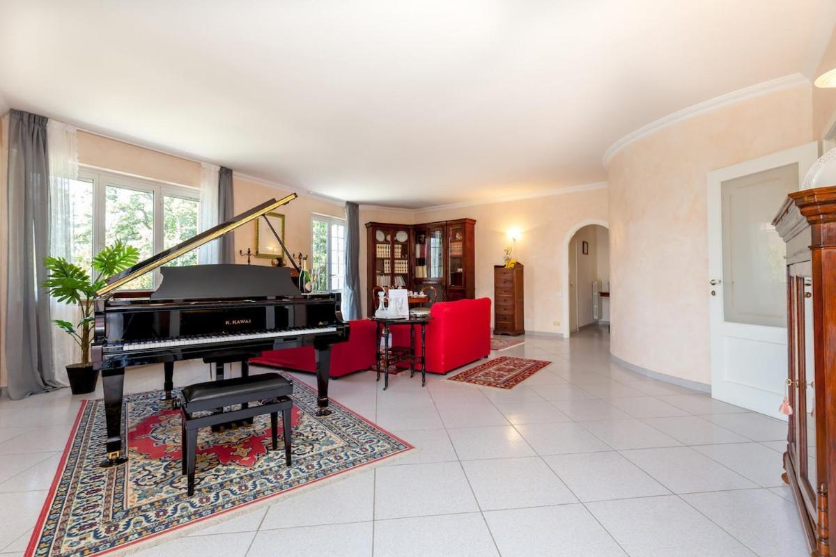 Luxury Home-near The Sea Garden Apartment Fermo